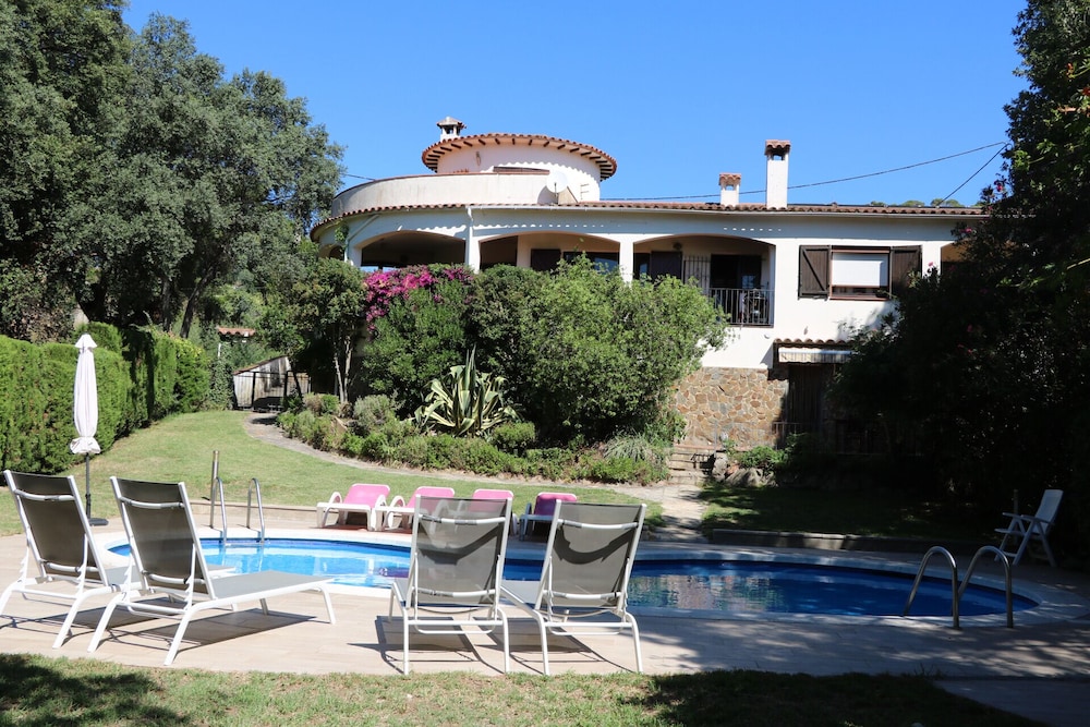 Superb Villa With Fantastic  Private Garden + Heated Pool  + Wifi - Calonge