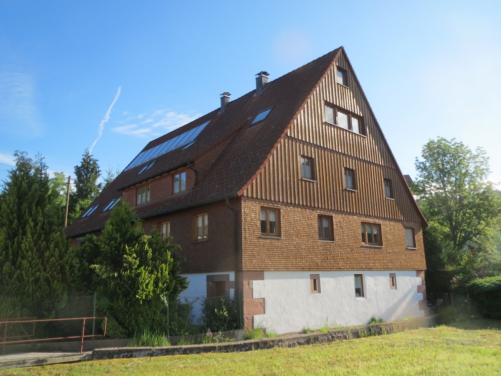 80 M² Apartment For 4-6 People. In Country Style - Baiersbronn