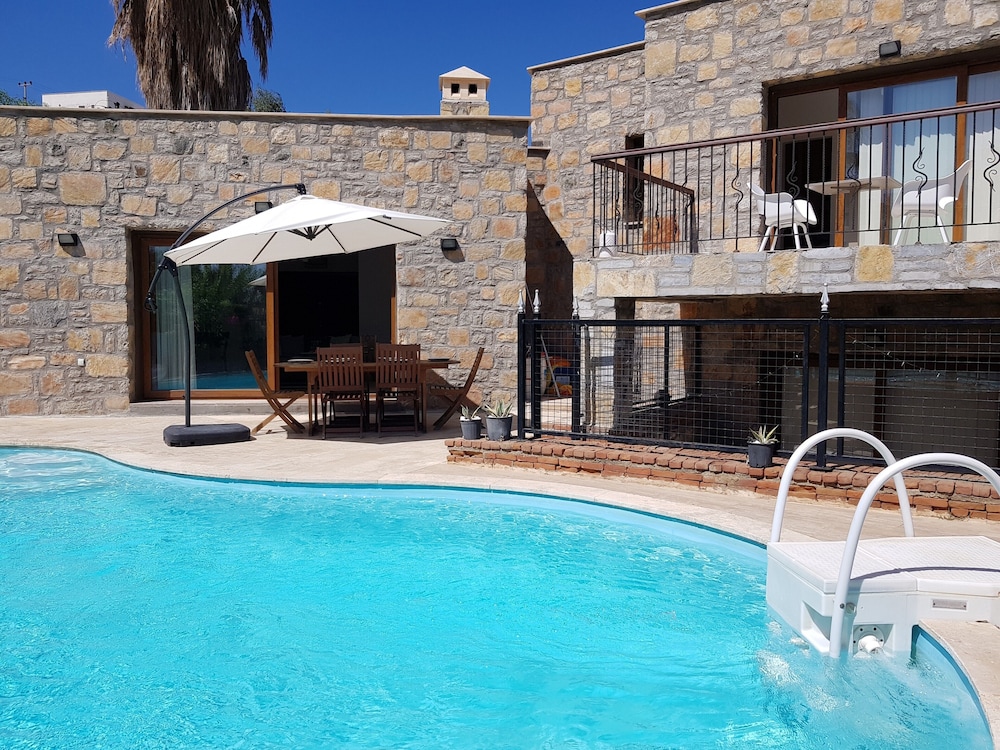 Luxury Bodrum Villa With Private Pool & Garden - Torba