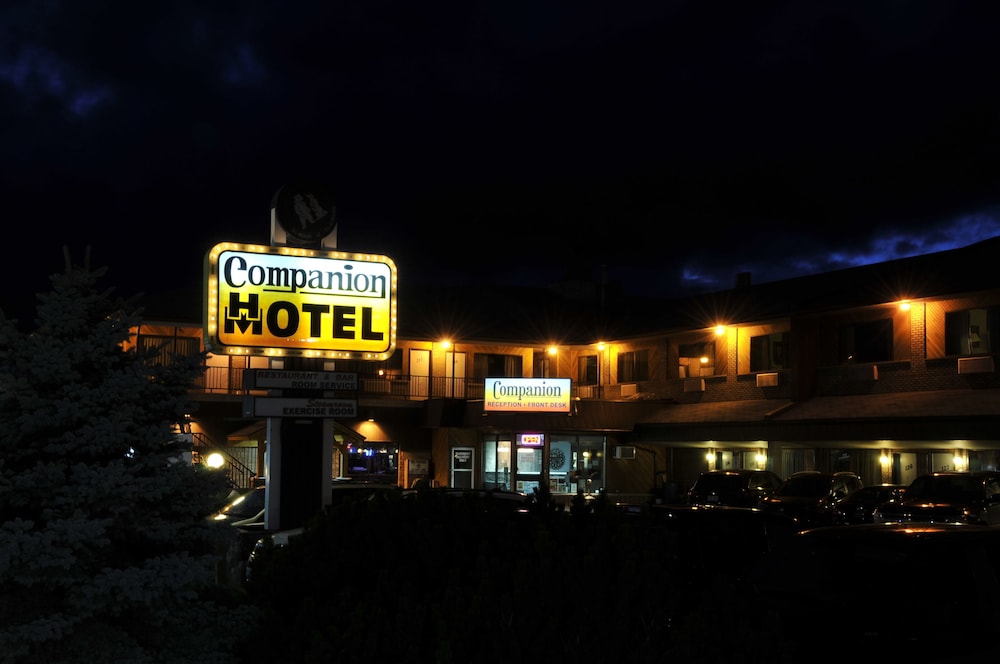 Companion Hotel Motel - Ontario, NY