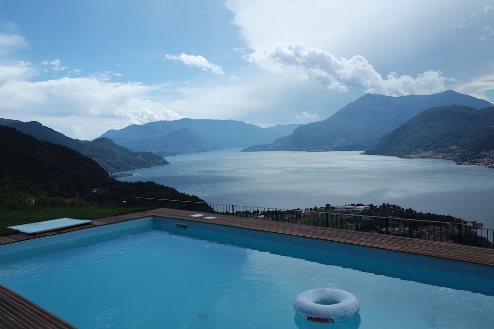 Encantador Apartamento Con Impresionantes Vistas Al Lago De Como - Dervio