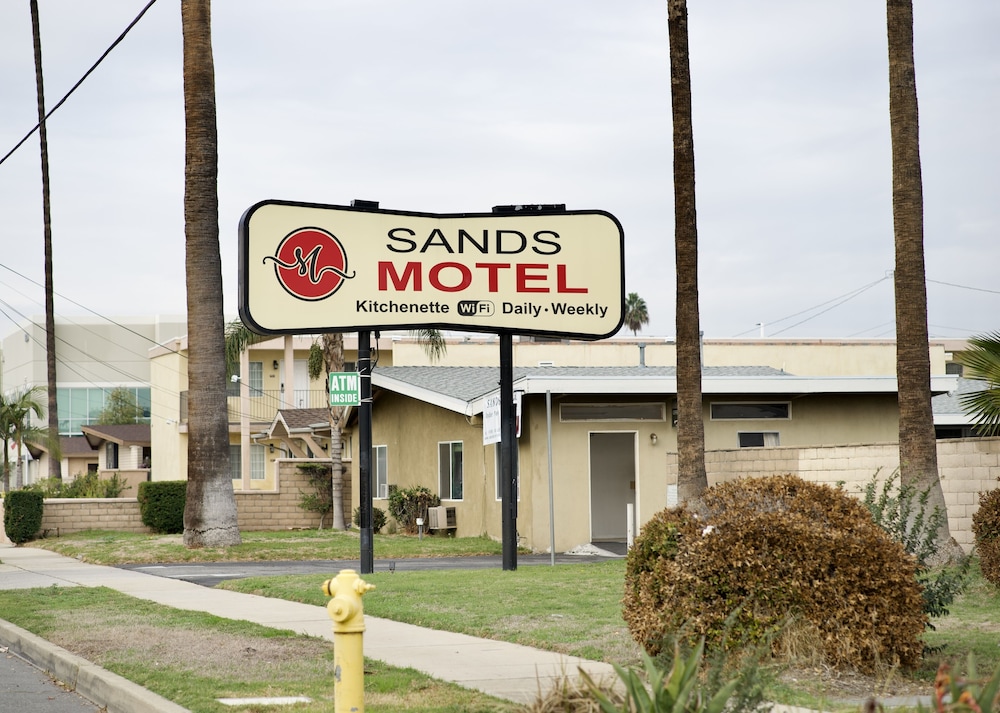 Sands Motel - Chino Hills State Park, Chino Hills