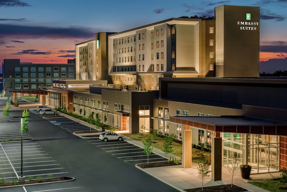 Embassy Suites By Hilton Noblesville Indianapolis Convention Center - Fishers, IN