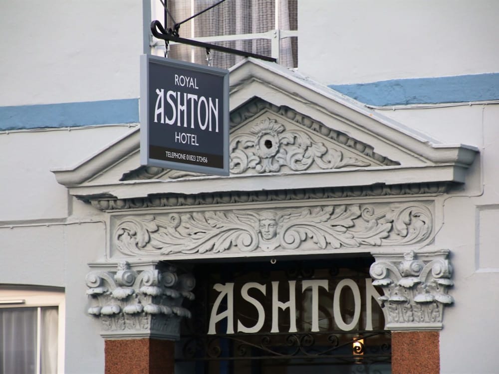 Royal Ashton Townhouse - Taunton - Taunton
