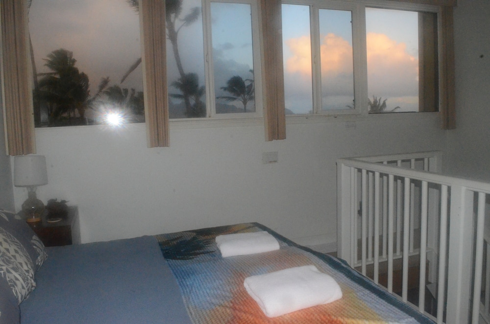 Stunning Oceanfront Views, 2+bedrms, Beautifully Renovated Condo In Poipu, Kauai - Poipu, HI
