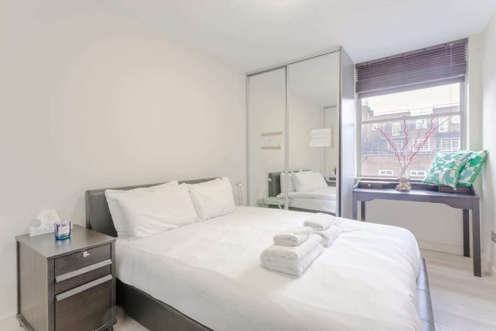 Incredible, Modern Apartment In South Kensington - Victoria Station - London
