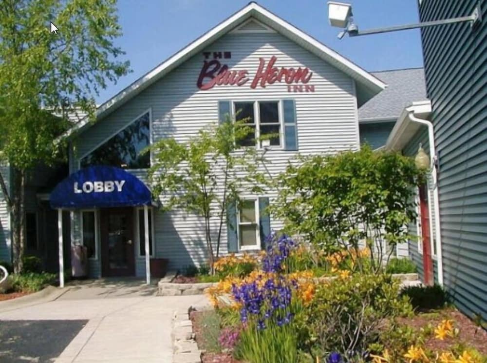 The Blue Heron Inn - Three Oaks, MI