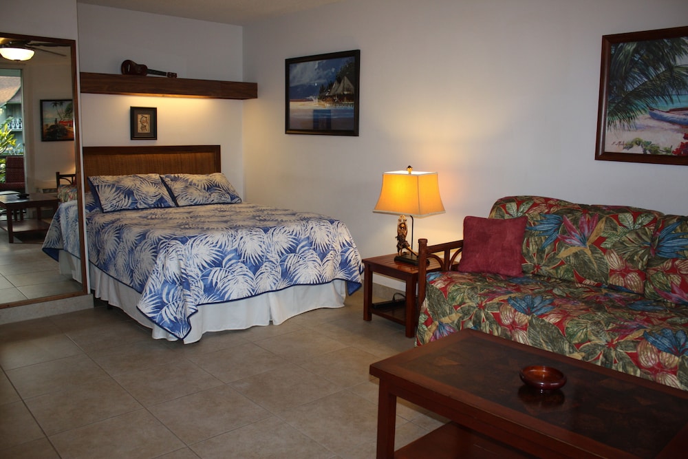 Aloha! Just Steps To Our Beach. Condo Is Lovely, Clean & Comfy In Heart Of Kona - Hawaii