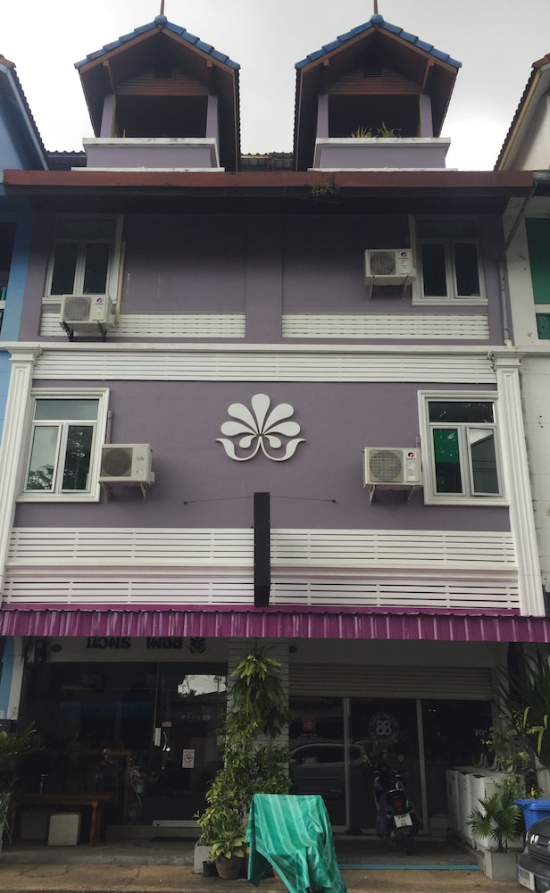 Nawaporn Place Guesthouse - Changwat Phuket
