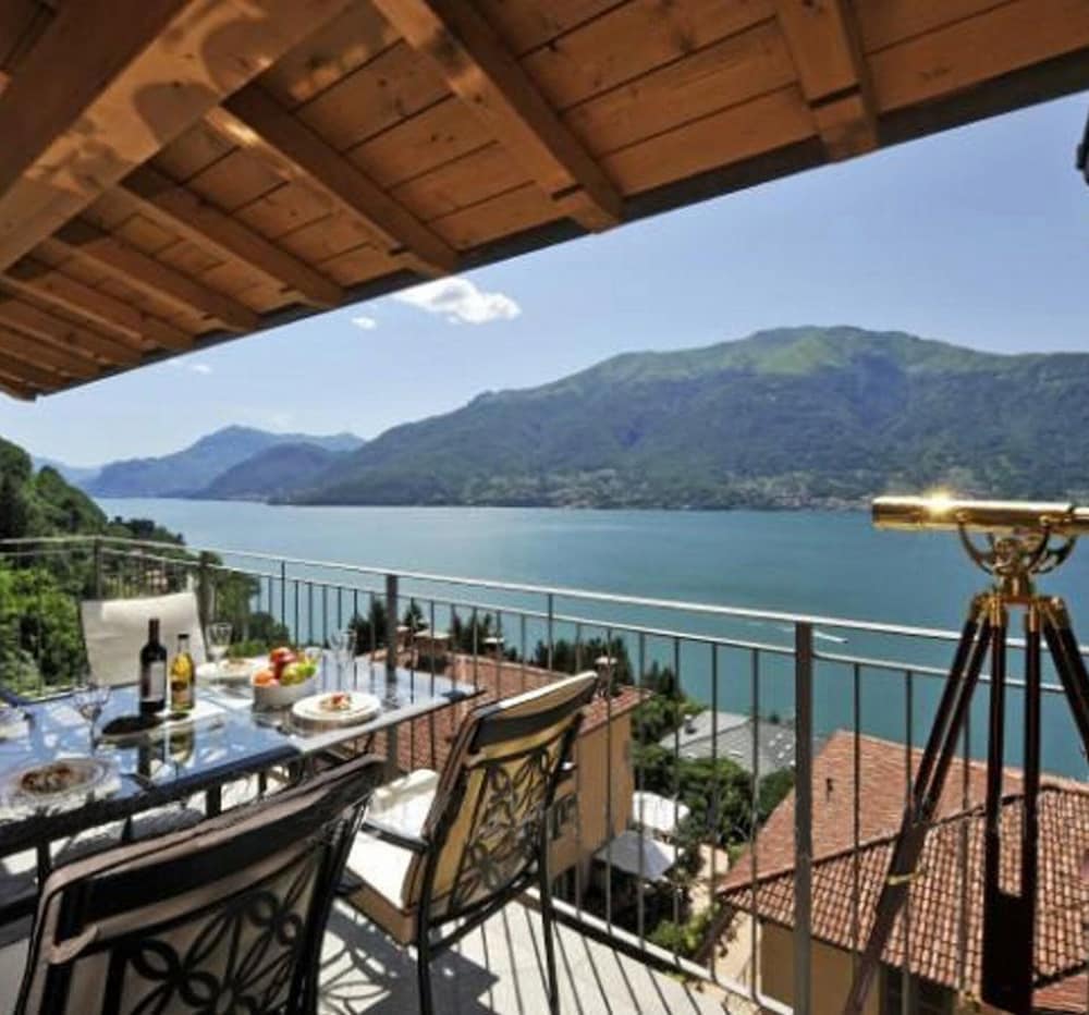 Appartamento Attico Sul Lago Di Como Con Splendida Lake & Mountain Views - Colico