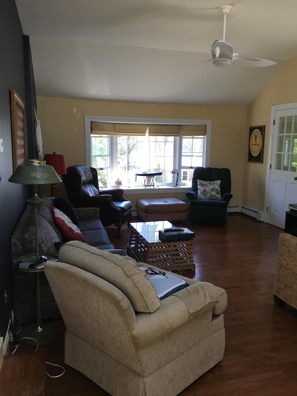 2-wing Home For Large\/multi-generation Family\/friends, Cul De Sac, Beach ~ 1 Mi. - Chatham, MA