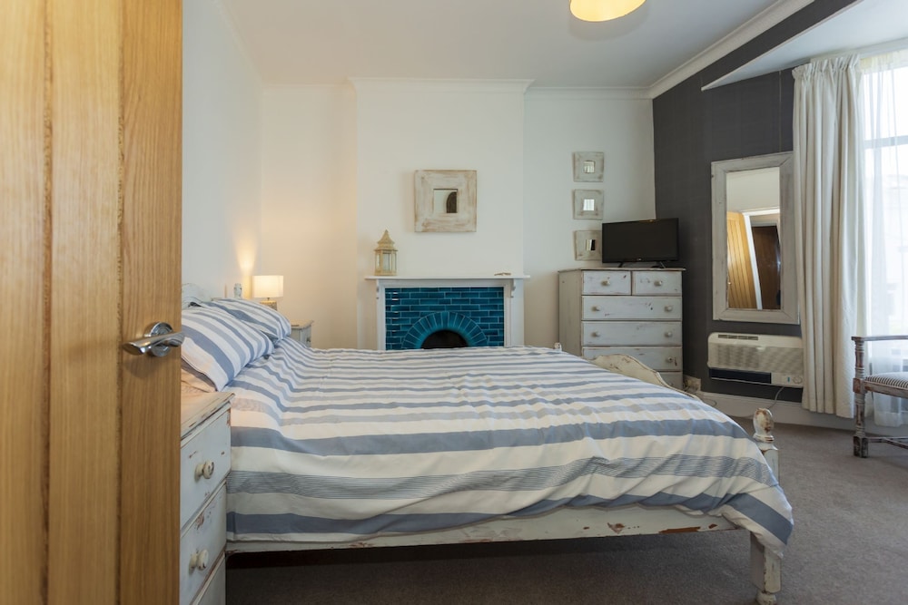 Woolacombe Admirals House | 6 Chambres à Coucher | Woolacombe | 12 Personnes - Woolacombe