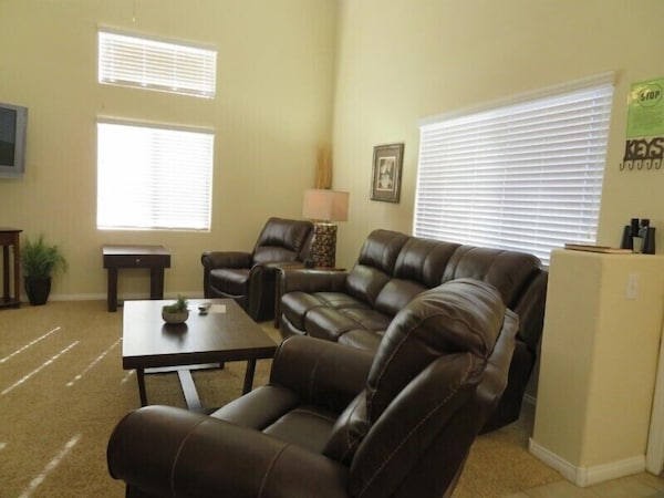 Angels Peak Mesquite Vacation Rental With Park View - Mesquite, NV