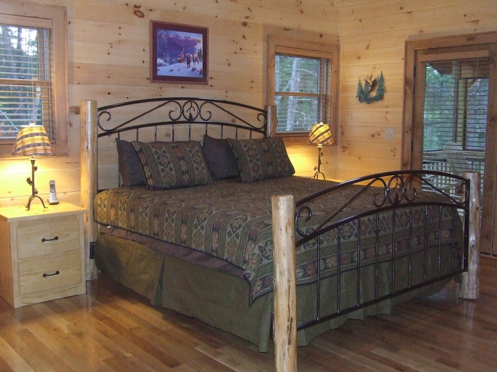 Cherokee Dream Mountain Lodge - Georgia