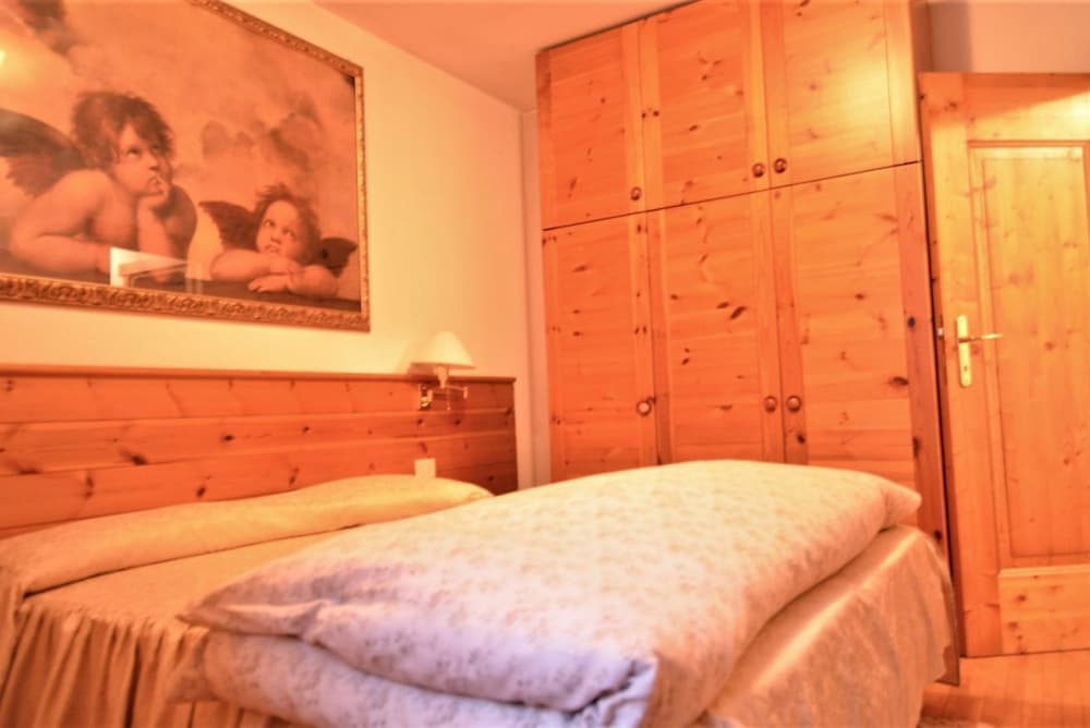 Elegant Apartament In Central Area - 6 Beds - Wifi - San Vito di Cadore