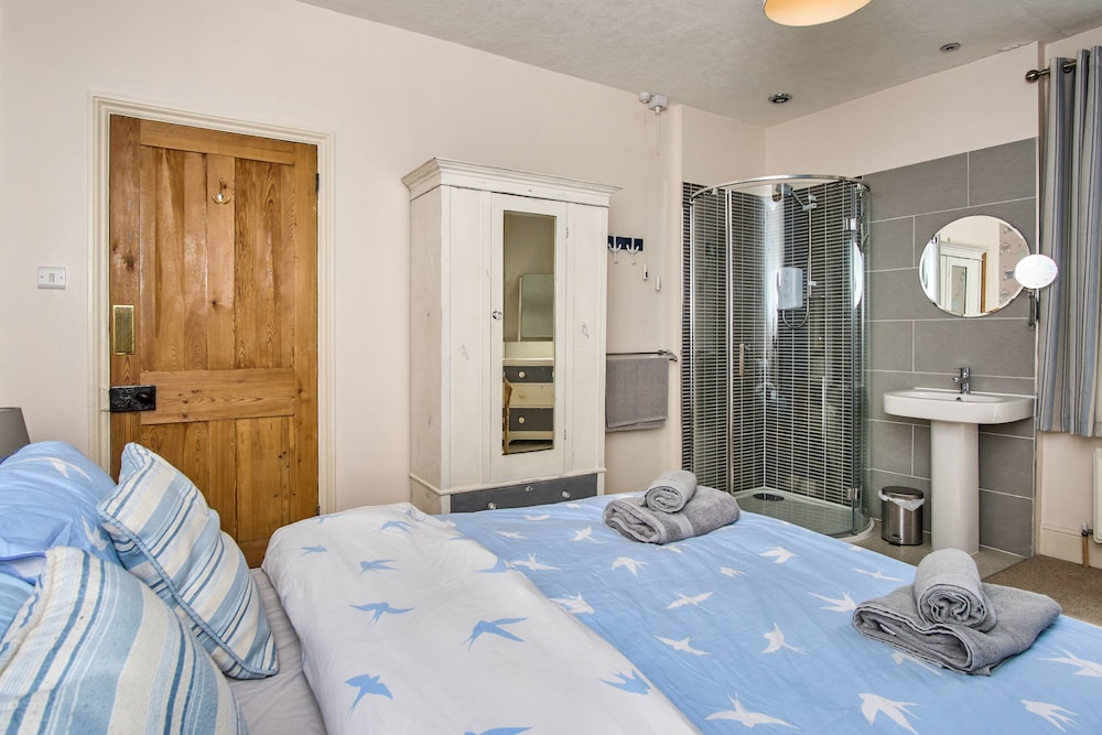 Lyndean -  A House That Sleeps 8 Guests  In 3 Bedrooms - Sandown