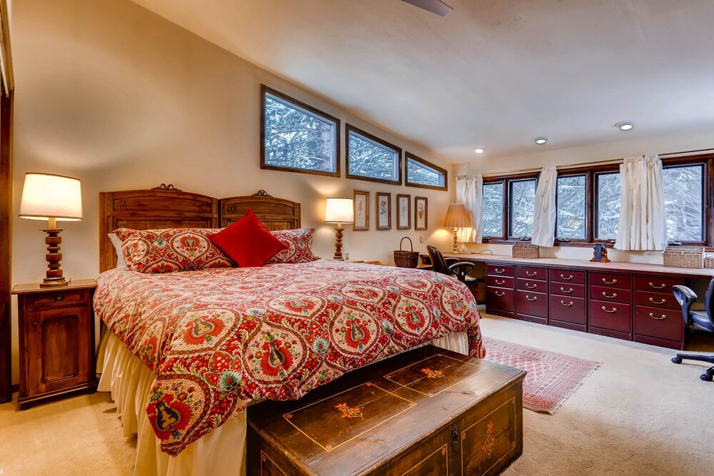 Private Home On Vail Mountain | 324w Beaver Dam - Vail, CO