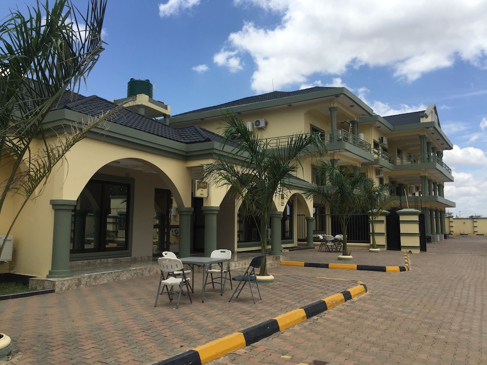 The Prince Charles Hotel - Lusaka