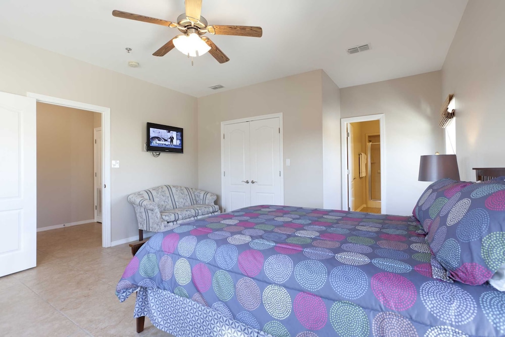 Marlin Cottages Condominium 12 - South Padre Island