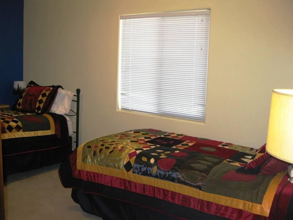 Bluebell Ranch Inc 3 Bedroom Condo - Nevada