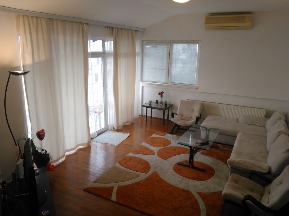 Comfortable Apartment, Great View To The City Of Skopje - Skopje