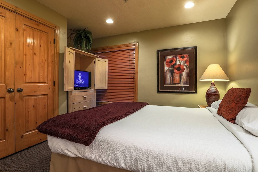 No Car Needed – Park City Mountain Across St, Private Washer & Dryer, Keyless Entry - Park City, UT