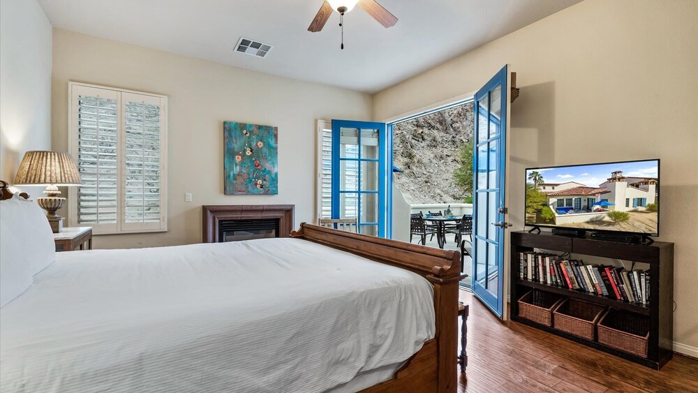 ¡Una Casa De Ciudad Exquisita Con Suites De Tres Dormitorios Y Vistas Directas A La Montaña! - Indian Wells, CA
