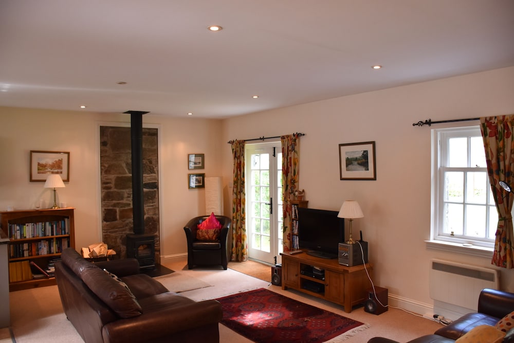 Charming Cottage In Historic Arts And Crafts Village - Kenmore
