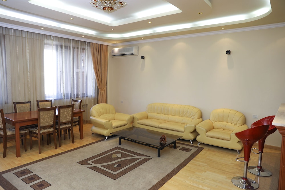 Luxury Apartment Near Paris Hotel - Yerevan