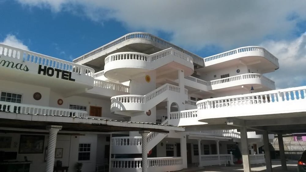 Las Palmas Hotel - Corozal Town