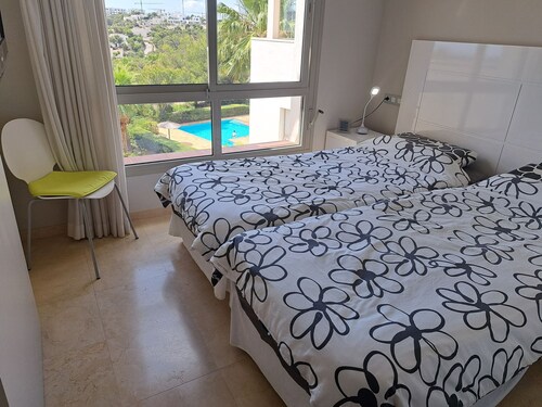 Beautiful Luxury Apartment In Las Colinas Golf Country Club Shared Pool - コスタ・ブランカ