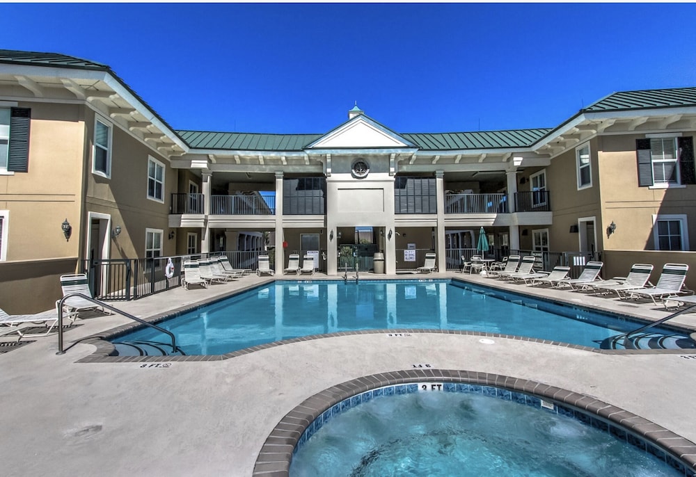 Unit 405- Same Floor As Rooftop Pool, Seacrest Pool Use, Next To Coligny Plaza. - South Carolina