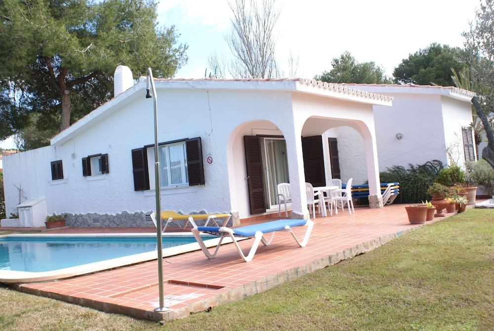 Lovely Detach Property In Rustic Style Located In Son Bou Beach-menorc - Cala Galdana