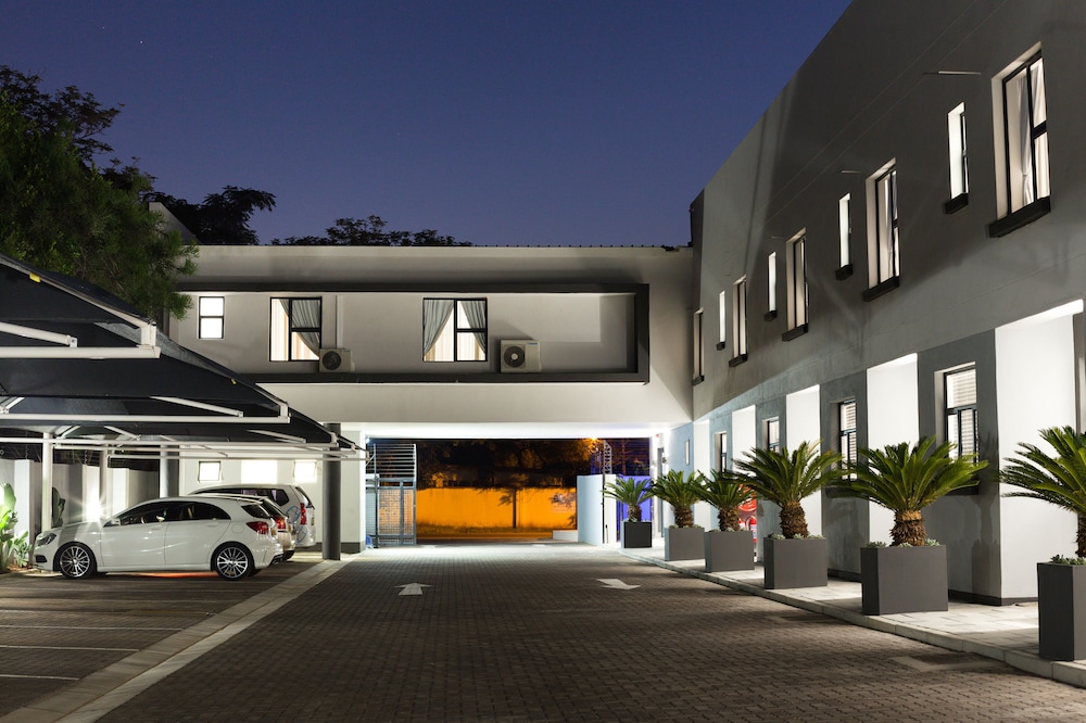City Mews On Independence - One Bedroom Apartment - Botswana
