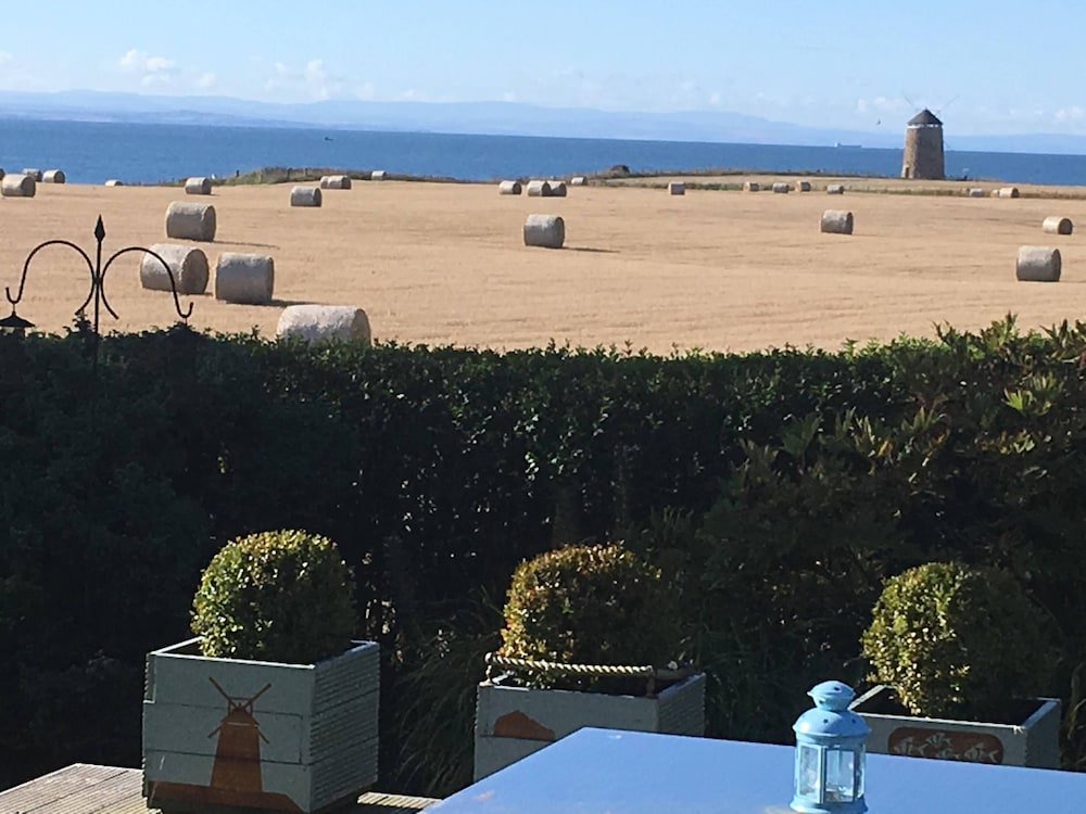 In The Heart Of The East Neuk, With Fabulous Sea View And Close To Great Golf. - 파이프