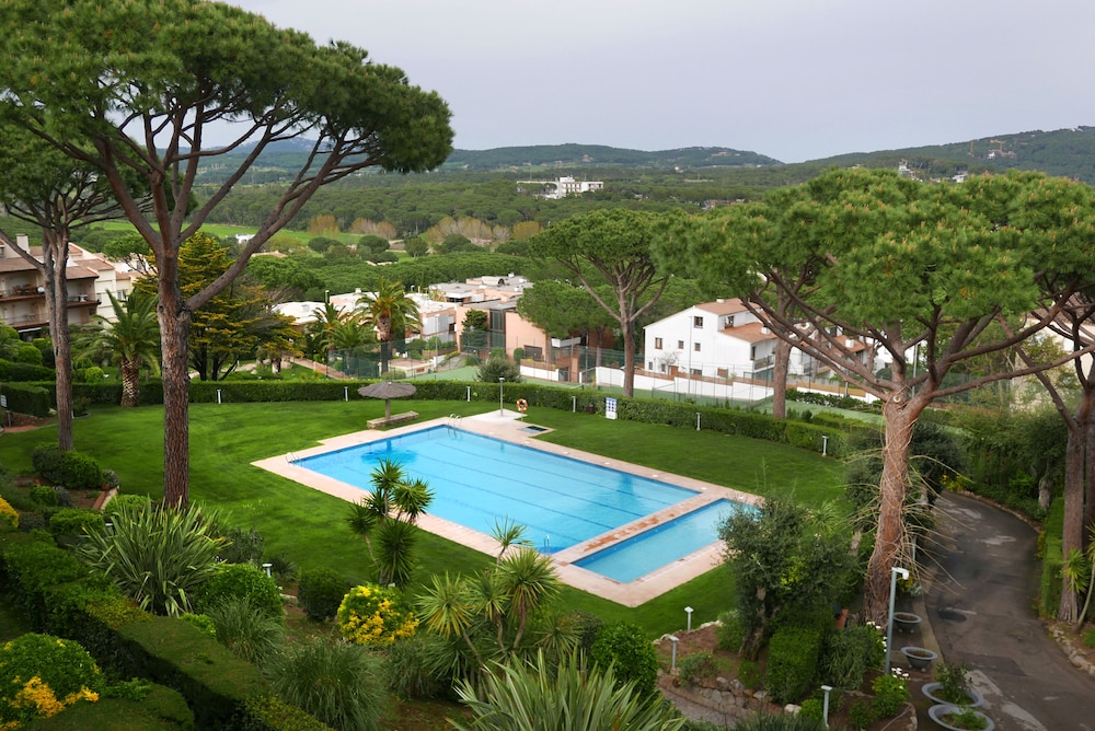 Superb Spacious Duplex Wifi Roof Terrace, All Day Sun. Great Views, 20m Pool - Palafrugell