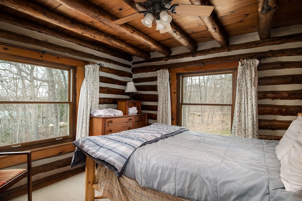 Log Cabin With A Spectacular View Of The Shenandoah River And The Massanutten Mo - 프론트 로열