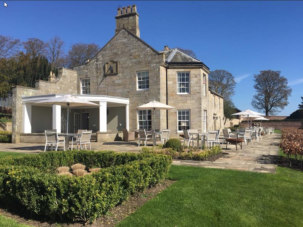 Walwick Hall Country Estate and Spa - Chipchase Castle