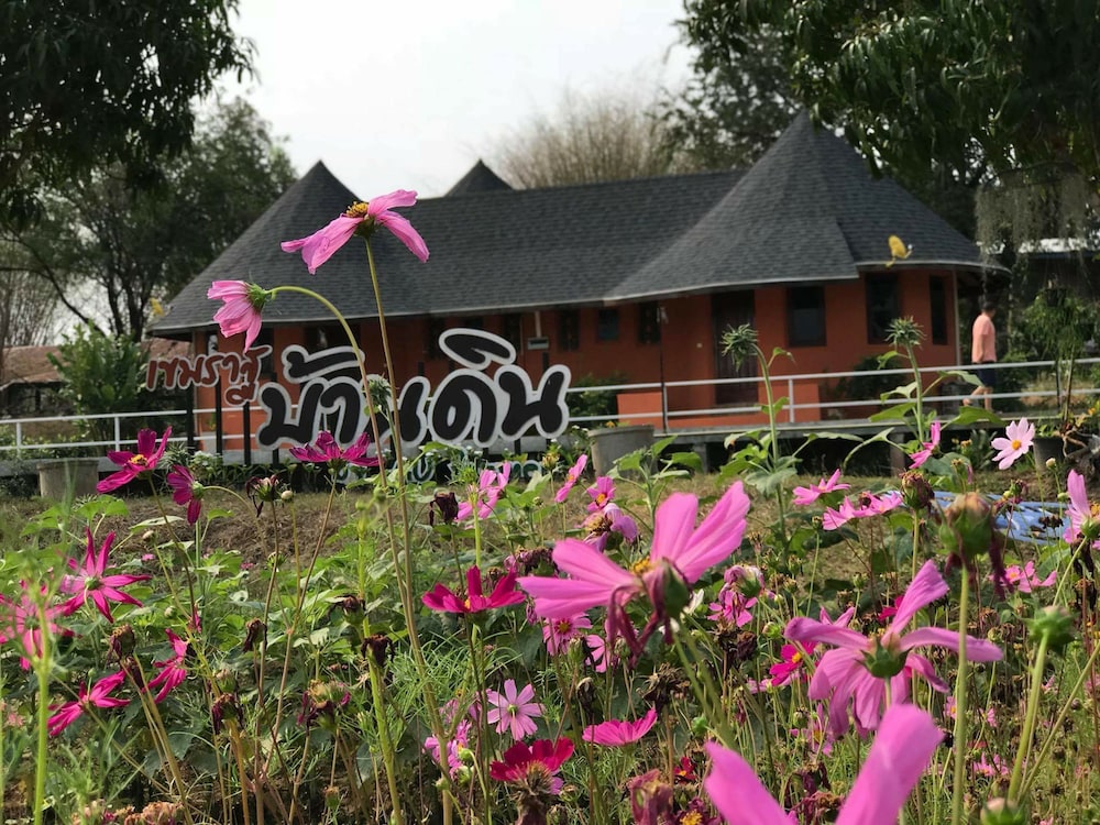 Khemmarat Baandin Resort - Ubon Ratchathani