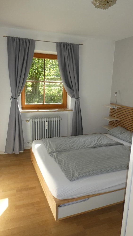Ferienwohnung 50 Qm Separates Schlafzimmer Und Süd-terrasse Im Erdgeschoss - Walchsee