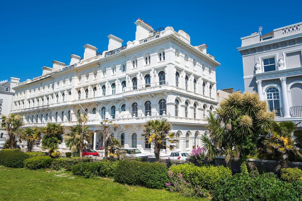 Lujoso Apartamento De 2 Dormitorios Con Balcón Y Espectaculares Vistas Al Mar. - Plymouth