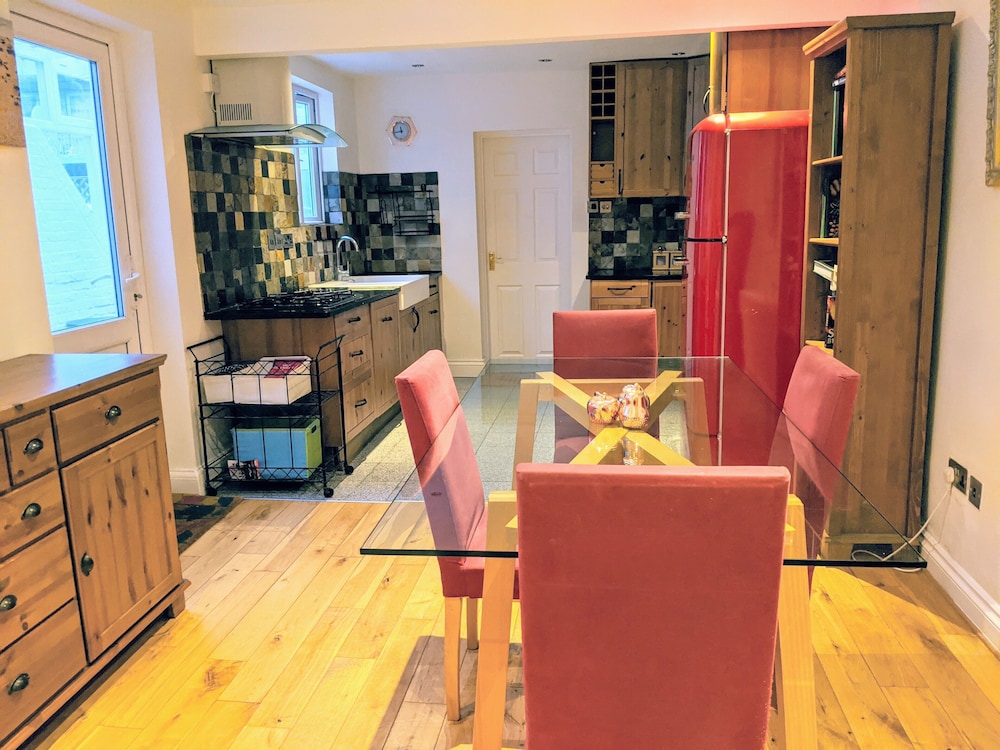 Amazing Luxury 6 Bed 3 Bath Family House In Central London With Back Garden - Newcastle University London