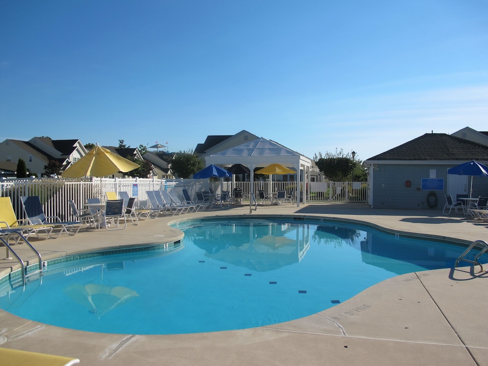 Luxurious, Chic And Affordable Town Home In Rehoboth. Bike To Beach! - 레오보스 비치