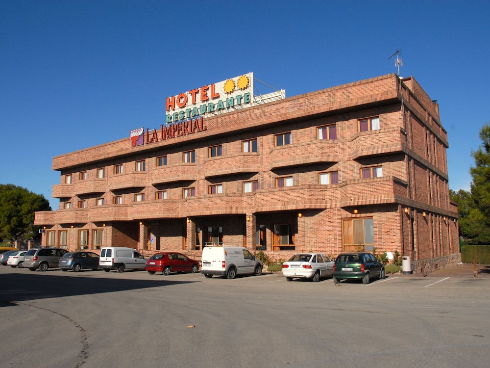 Hotel Restaurante La Imperial - Pedrola