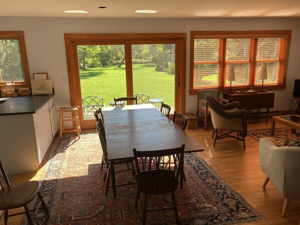 Sept Best Time On Mv! Charming Home W/private Beach Access! Ferry Tix Available! - Chilmark, MA