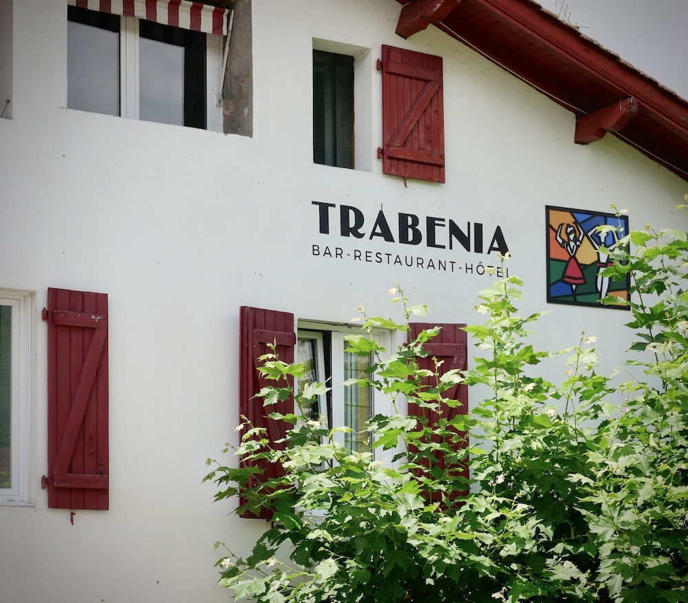 Hôtel Restaurant Trabenia - Zugarramurdi