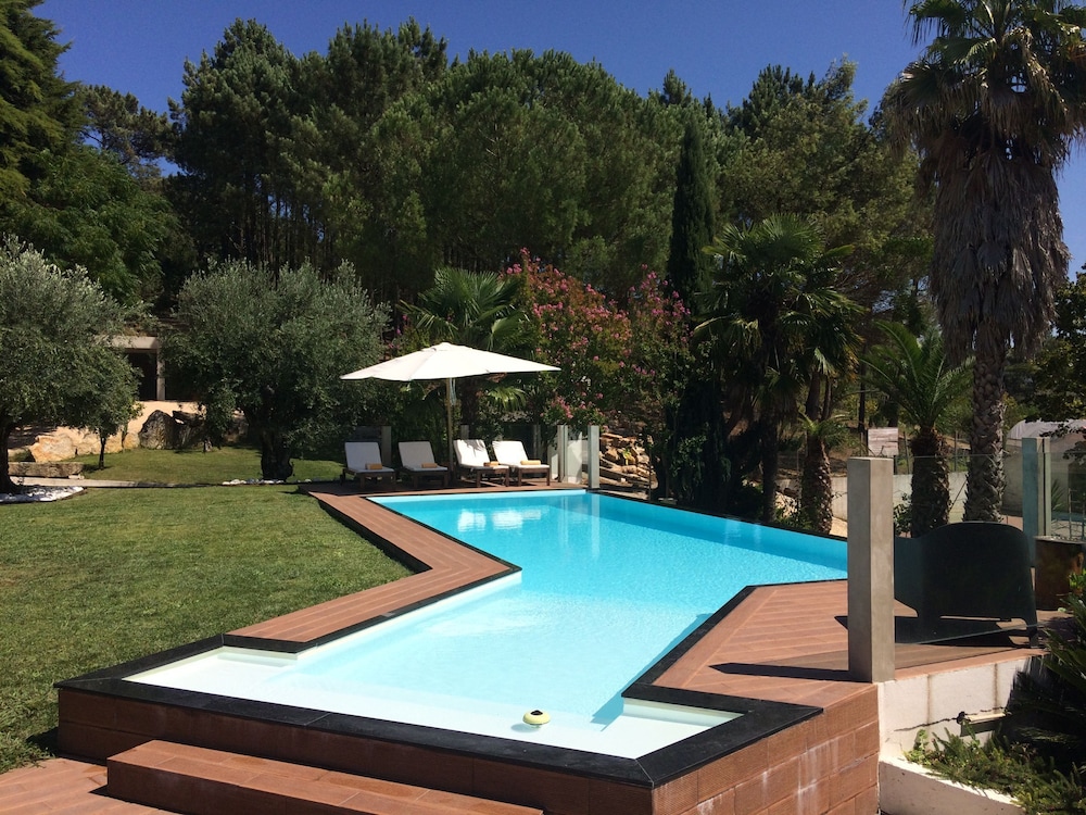 Quinta Do Guerra Villa With Private Pool, Jacuzzi And Tennis Court. - Pombal