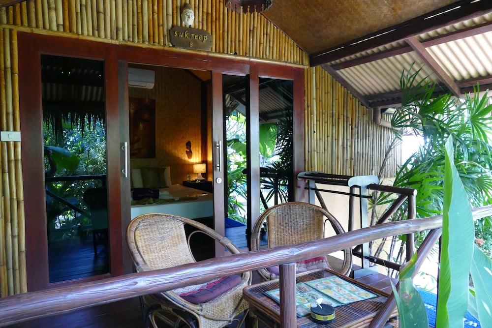 Bungalow De Bambú Típico En Tropical Garden Zen, Piscina, A 5 Minutos De La Playa - Ko Samui