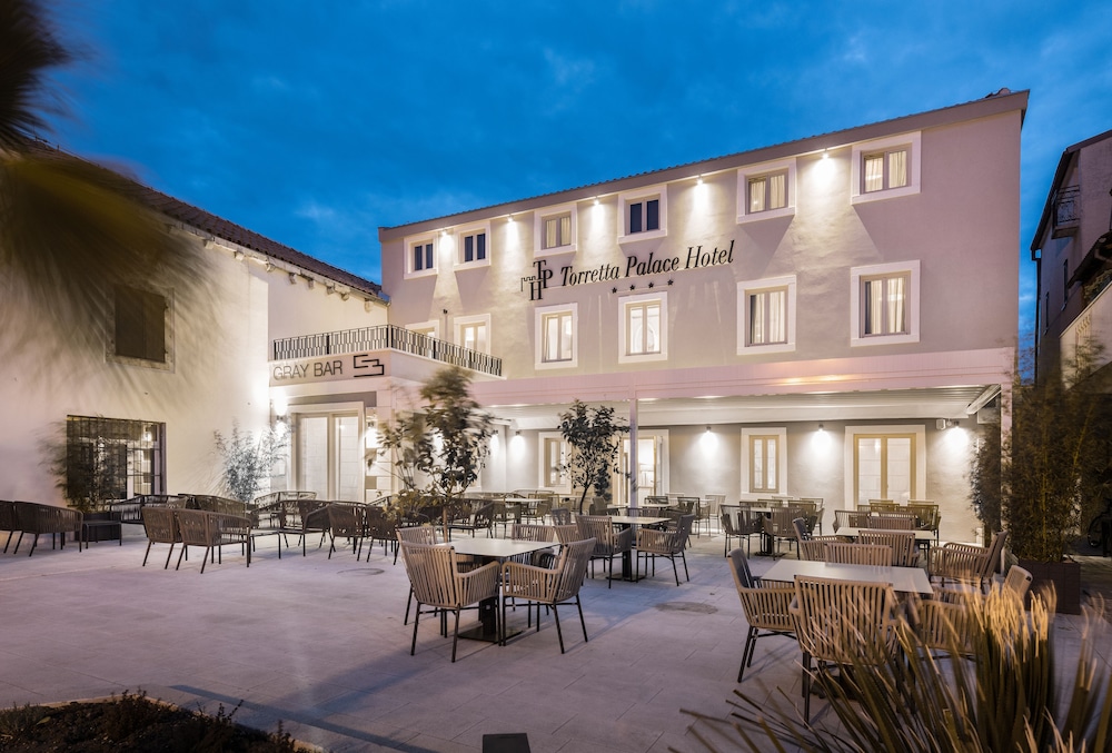 Torretta Palace Hotel - Sveti Filip i Jakov