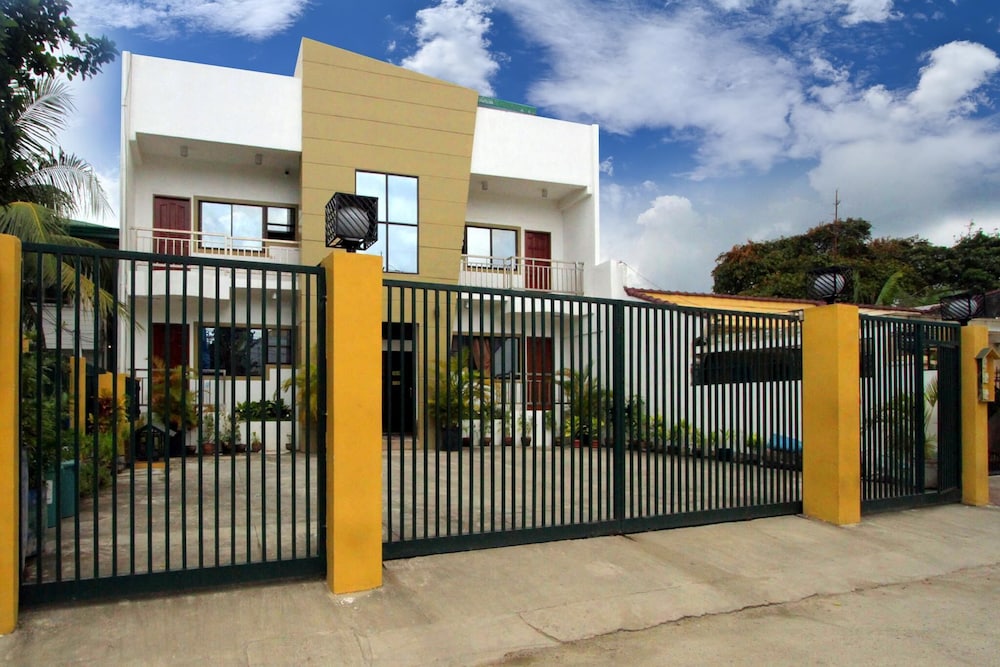 Tsl Unit H Apartamento Bien Amueblado - Talísay